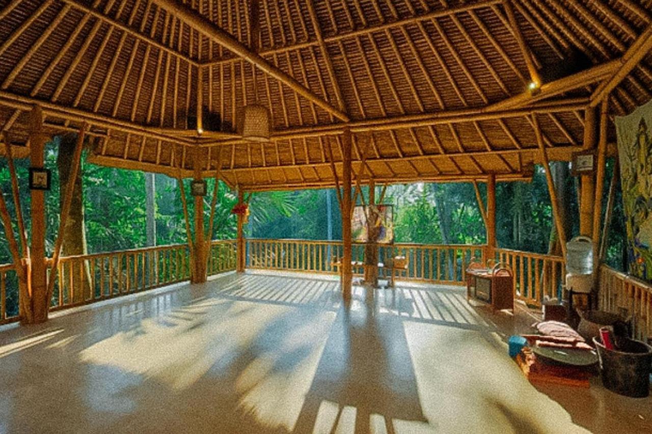 Shanti Toya Ashram Mambat Екстериор снимка